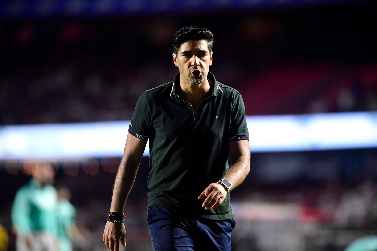 Abel Ferreira tem pena reduzida pelo STJD, mas segue fora de clássico pelo Palmeiras Abel Ferreira tem pena reduzida pelo STJD