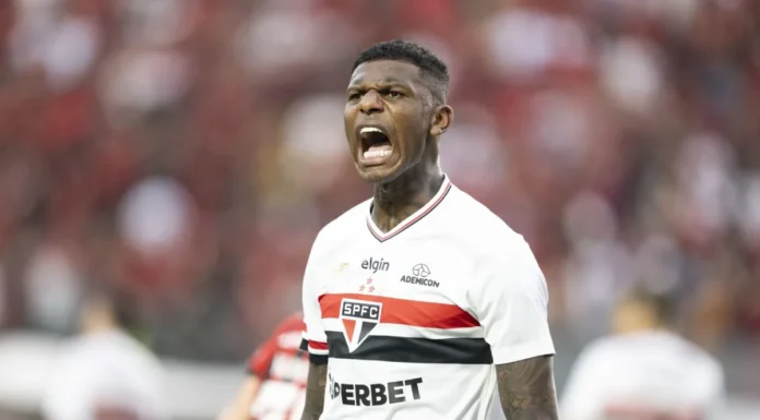 Arboleda descumpre acordo e São Paulo vê rescisão mais distante Arboleda descumpre acordo e São Paulo