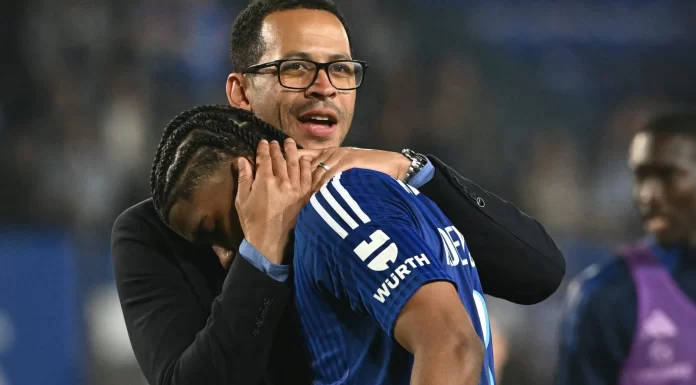 Chelsea acerta com Liam Rosenior como novo técnico e inicia nova fase na temporada 2026 Chelsea acerta com Liam Rosenior como novo técnico