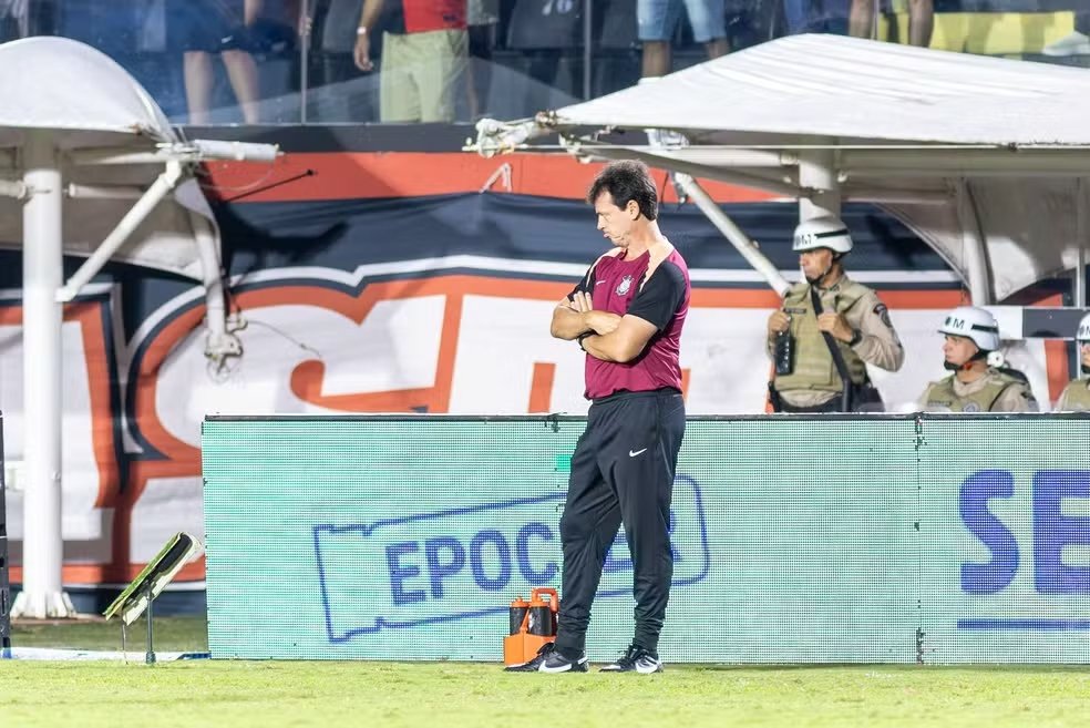 Corinthians tem pior atuação com Diniz