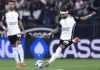 Diniz vê Memphis Depay como peça-chave e Corinthians discute renovação contratual Diniz vê Memphis Depay como peça-chave e Corinthians