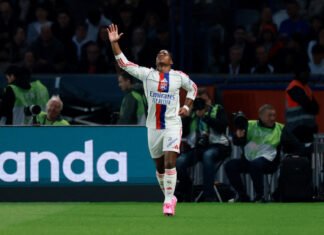 Endrick decide contra o PSG com gol, assistência e atuação tática de alto nível Endrick decide contra o PSG com gol, assistência e atuação tática