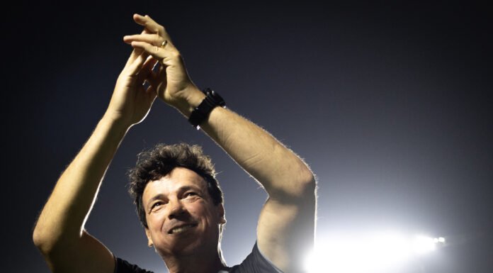 Estrela de Fernando Diniz aparece de novo e técnico mantém sequência positiva em estreias na Libertadores Estrela de Fernando Diniz aparece de novo