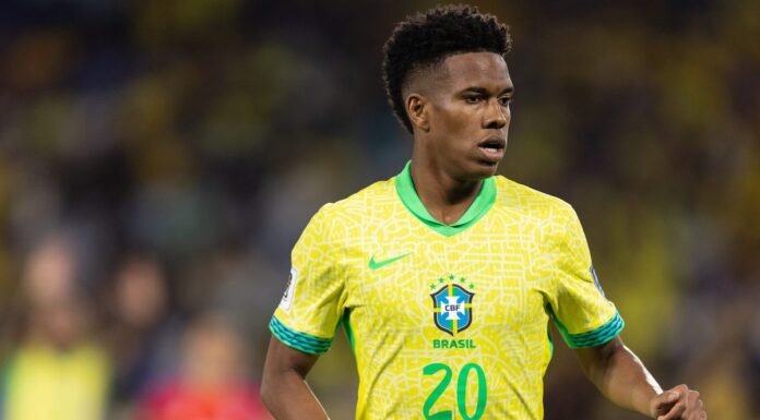 Lesão de Estêvão liga alerta para a Copa do Mundo e preocupa Seleção Brasileira Lesão de Estêvão liga alerta para a Copa do Mundo