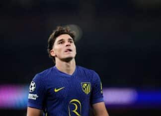 Atlético de Madrid reage ao interesse do Barcelona por Julián Álvarez e transforma novela em crise institucional Atlético de Madrid reage ao interesse do Barcelona por Julián Álvarez