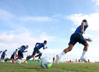Câmara aprova mudanças na Lei da SAF e futebol brasileiro entra em nova fase empresarial Câmara aprova mudanças na Lei da SAF