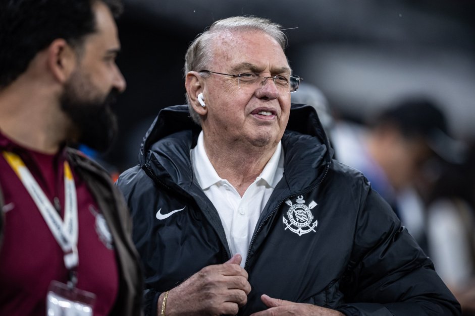 Corinthians busca solução para evitar transfer ban
