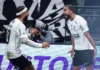Corinthians vence o Atlético-MG, sai do Z4 e ganha respiro antes de semana decisiva Corinthians vence o Atlético-MG, sai do Z4 e ganha respiro