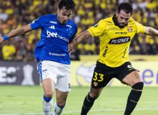Cruzeiro atropela o Barcelona de Guayaquil, garante vaga nas oitavas e faz sua melhor atuação na Libertadores Cruzeiro atropela o Barcelona de Guayaquil, garante vaga nas oitavas