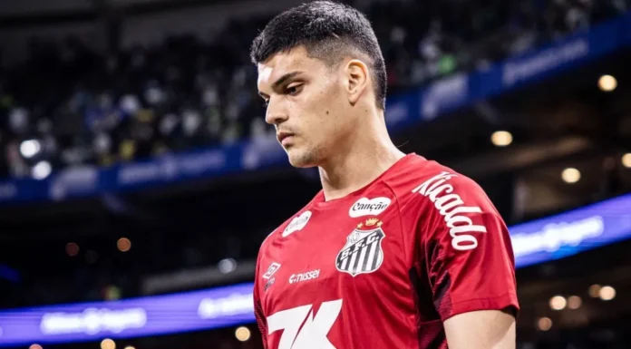 Gabriel Brazão fica perto de saída do Santos e perda preocupa Cuca em meio à temporada Gabriel Brazão fica perto de saída do Santos e perda preocupa Cuca