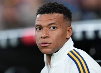 Petição pela saída de Mbappé do Real Madrid explode nas redes e expõe crise profunda no clube Petição pela saída de Mbappé do Real Madrid explode nas redes