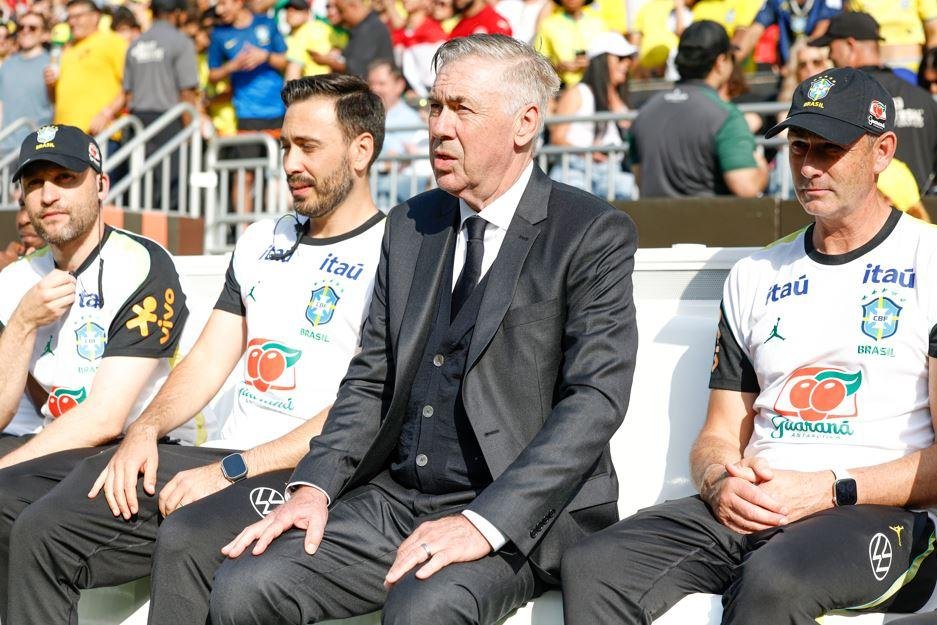 Ancelotti confirma que já definiu o time titular do Brasil para estreia