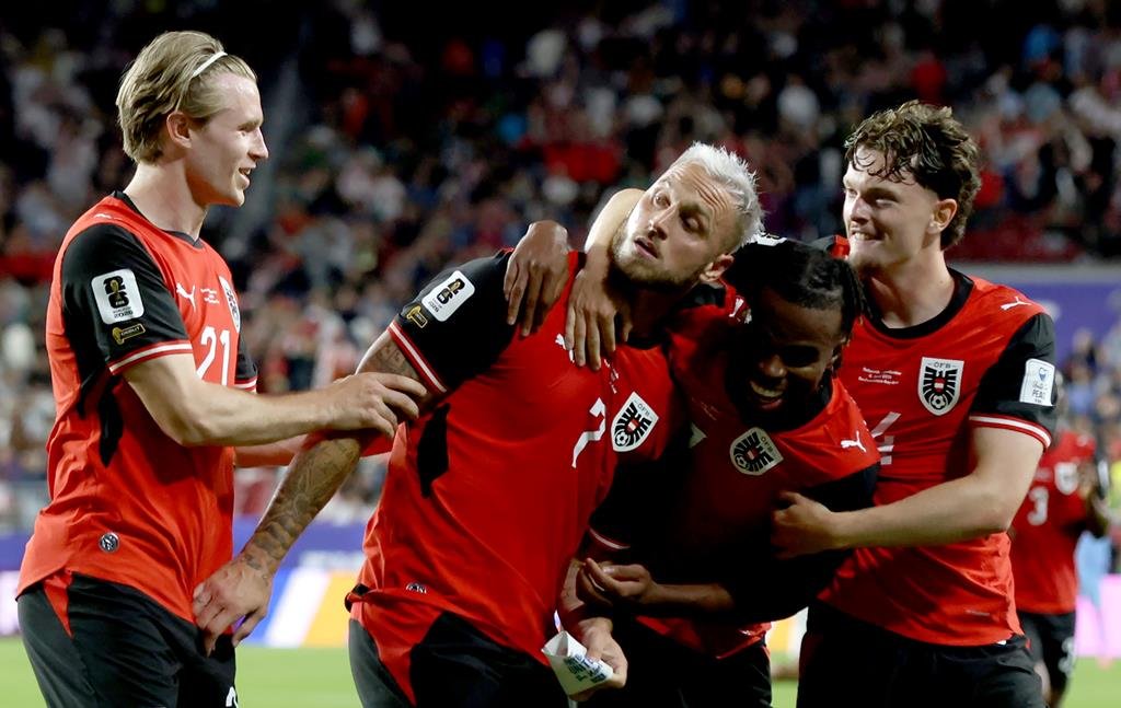 Áustria vence a Jordânia, encerra jejum de quase 40 anos e sonha alto na Copa do Mundo