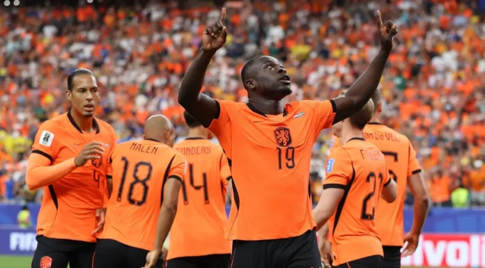 Holanda atropela a Suécia, assume liderança do Grupo F e entra no radar dos favoritos da Copa do Mundo Holanda atropela a Suécia, assume liderança do Grupo F e entra no radar dos favoritos da Copa do Mundo