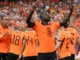 Holanda atropela a Suécia, assume liderança do Grupo F e entra no radar dos favoritos da Copa do Mundo Holanda atropela a Suécia, assume liderança do Grupo F e entra no radar dos favoritos da Copa do Mundo