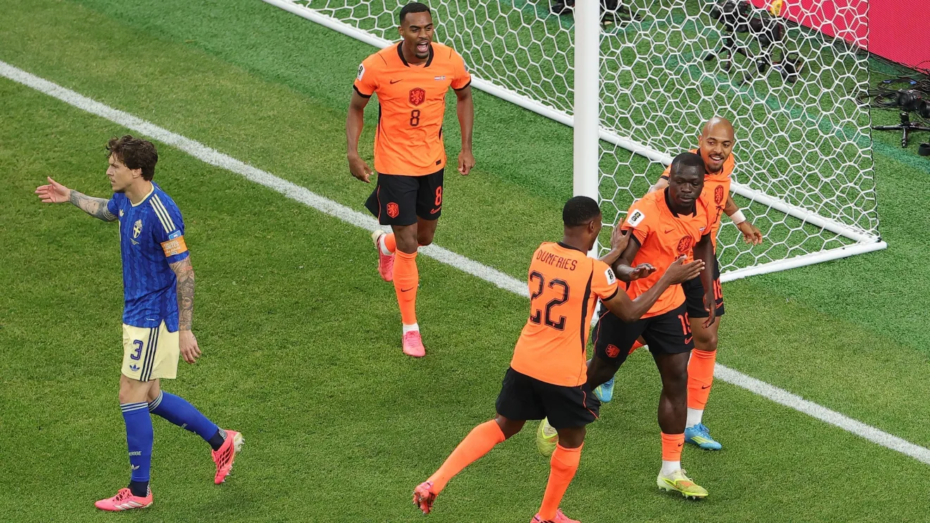Holanda atropela a Suécia, assume liderança do Grupo F e entra no radar dos favoritos da Copa do Mundo
