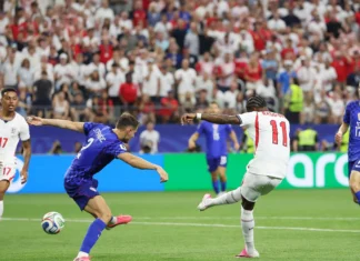 Inglaterra convence, goleia a Croácia e envia recado aos rivais na estreia da Copa do Mundo Inglaterra convence, goleia a Croácia e envia recado aos rivais na estreia da Copa do Mundo
