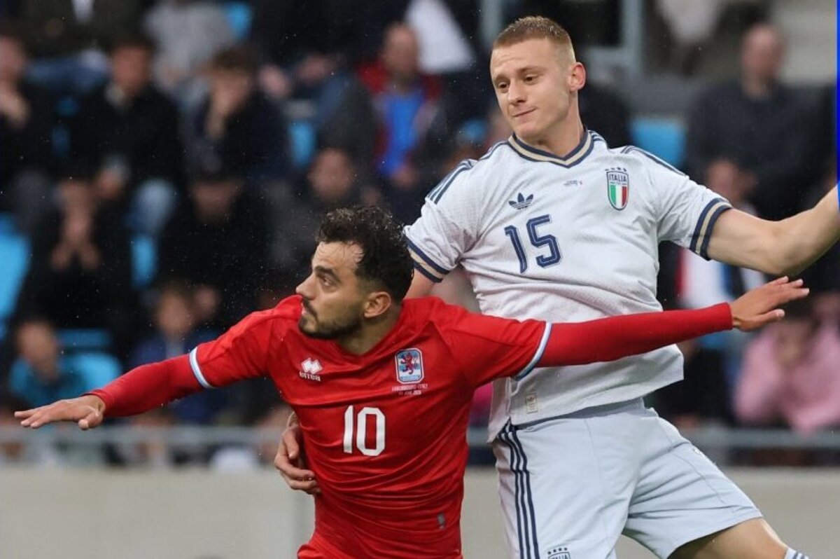 Itália vence Luxemburgo com time experimental
