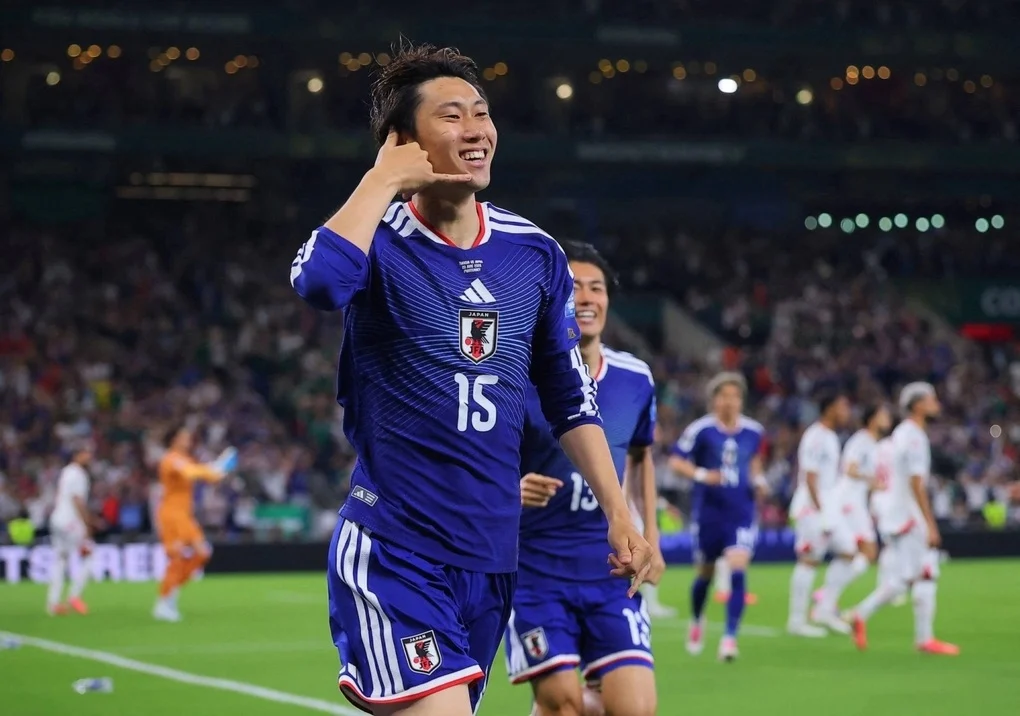 Japão goleia a Tunísia, conquista primeira vitória e elimina seleção africana na Copa do Mundo