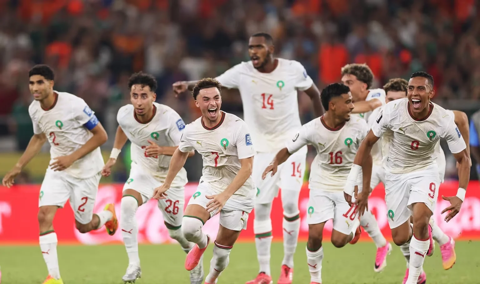 Jogadores de Paraguai, Marrocos e Canadá celebram campanhas históricas na Copa do Mundo de 2026 após resultados surpreendentes.
