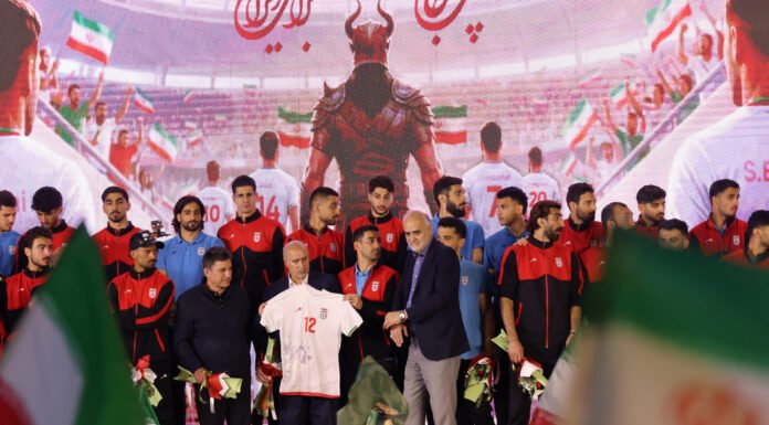 Jogadores do Irã recebem vistos para entrar nos EUA e afastam risco de ausência na Copa do Mundo Jogadores do Irã recebem vistos para entrar nos EUA