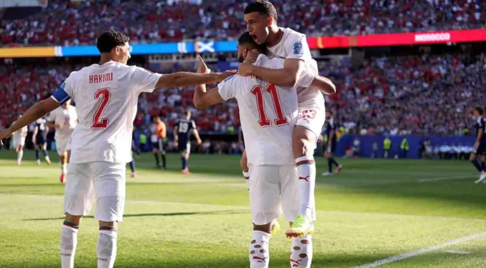 Marrocos vence a Escócia, segue firme na briga pela liderança do Grupo C e aumenta tensão na reta final Marrocos vence a Escócia, assume liderança do Grupo C e aumenta pressão sobre o Brasil na Copa do Mundo