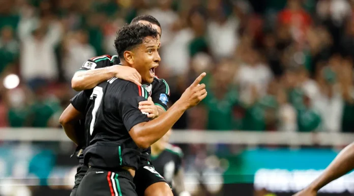 México vence a Coreia do Sul, garante vaga antecipada e se torna o primeiro classificado ao mata-mata da Copa do Mundo México vence a Coreia do Sul, garante vaga antecipada e se torna o primeiro classificado ao mata-mata da Copa do Mundo