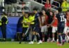 Nova regra da FIFA faz primeira vítima na Copa: Almirón é expulso e entra para a história do Mundial Nova regra da FIFA faz primeira vítima na Copa Almirón é expulso e entra para a história do Mundial