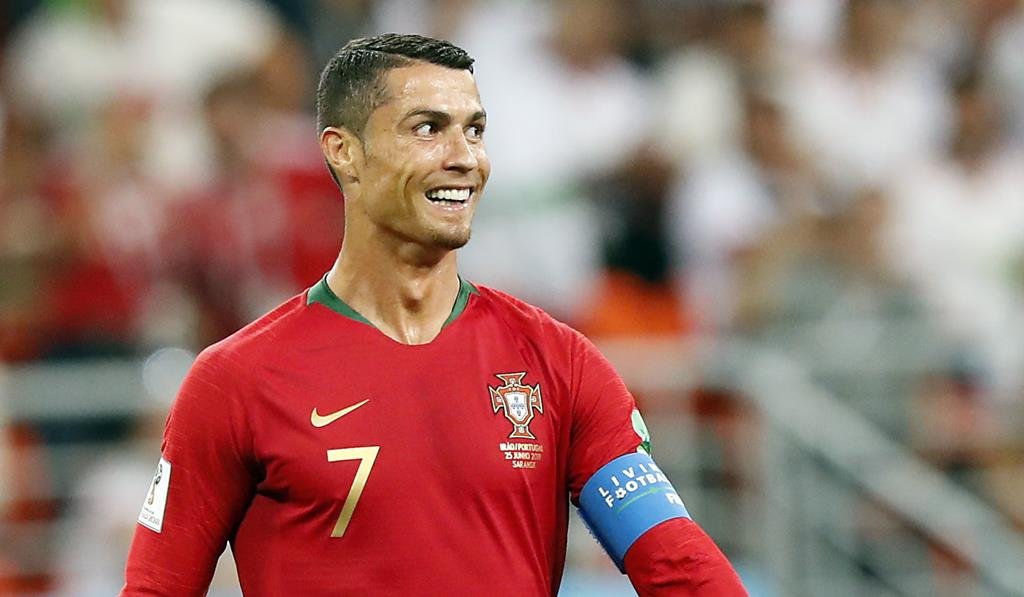 Cristiano Ronaldo durante entrevista coletiva antes do clássico entre Portugal e Espanha, confirmando que a Copa do Mundo de 2026 será a última de sua carreira.