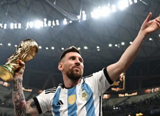 Messi está a um jogo de ampliar um legado histórico na Copa do Mundo Lionel Messi comemora a classificação da Argentina para a final da Copa do Mundo de 2026, ficando a um jogo de ampliar seu legado histórico no torneio.