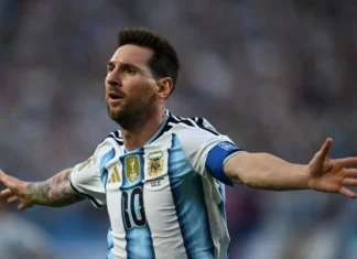 Messi pode assumir a liderança? Veja como está a disputa pela Chuteira de Ouro antes dos jogos desta sexta-feira Lionel Messi e Kylian Mbappé aparecem empatados na liderança da artilharia da Copa do Mundo de 2026.