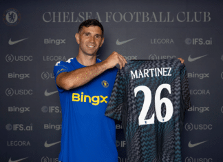 Chelsea contrata Emiliano Martínez por cerca de £7,5 milhões e argentino já estreia na Premier League