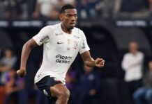 Nottingham Forest aceita deixar André no Corinthians até dezembro, mas valor trava venda