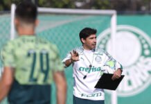 Palmeiras perde opções no ataque, mas descarta contratação por impulso após vendas e lesão de Paulinho