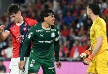 Gustavo Gómez decide, Palmeiras elimina Cerro Porteño e avança às quartas da Libertadores Gustavo Gómez comemora gol na classificação do Palmeiras na Libertadores 2026
