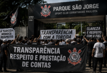 Organizadas do Corinthians convocam protestos e pedem intervenção judicial no clube Torcidas organizadas convocam protesto no Corinthians e pedem intervenção judicial