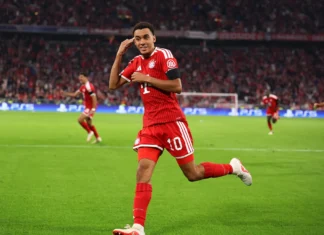 Bayern passa 45 minutos sem marcar, faz cinco no segundo tempo e estreia com goleada na Champions