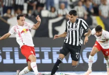 Botafogo chega a seis jogos sem vencer e segue com interino enquanto busca por técnico trava