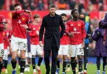 Manchester United visita o Fulham pressionado após início ruim e queda na Copa da Liga