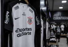 Corinthians antecipou receita de patrocinador para pagar salários antes da queda na Libertadores