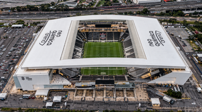 Corinthians negocia naming rights com a Caixa para tentar quitar dívida da Neo Química Arena