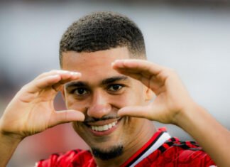 Flamengo assume liderança do Brasileirão pela primeira vez em 2026 após vitória sobre o Remo