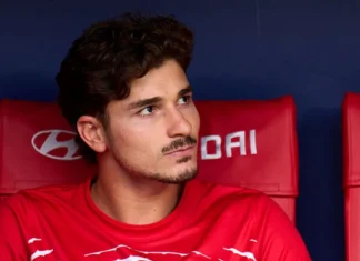 Julián Álvarez treina no Atlético no Deadline Day e saída fica cada vez mais distante após veto ao Barcelona