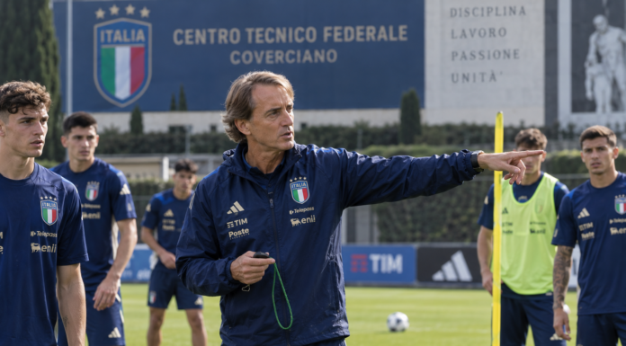 Mancini volta à Itália com nove novidades e inicia reconstrução após terceira Copa seguida fora