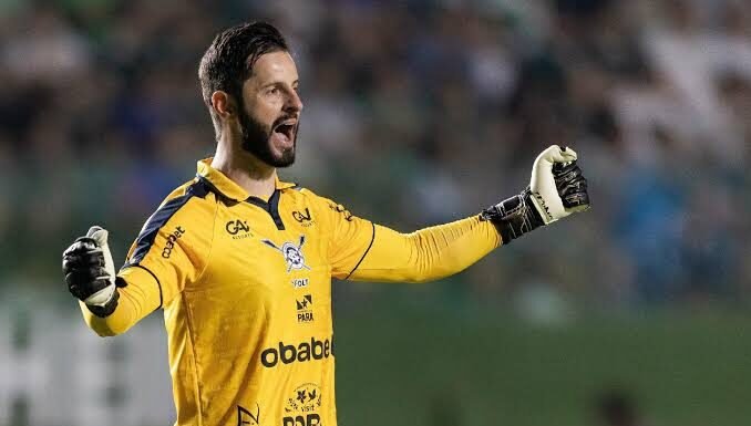 Aos 38 anos, Marcelo Rangel lidera Brasileirão em defesas e mira jogar até os 44