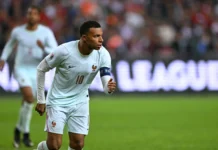 Mbappé decide estreia de Zidane, mas sai lesionado na vitória da França sobre a Turquia