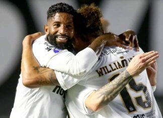 Santos vence Atlético-MG por 2 a 0 e leva boa vantagem para Belo Horizonte