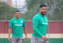Fluminense fecha lacunas com Thiago Silva e Hulk e busca primeiro volante como último reforço da janela
