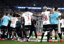 Vasco chega à terceira semifinal seguida e transforma Copa do Brasil em fonte milionária de receita