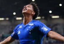 Cruzeiro vence São Paulo, entra no G4 e se aproxima de vaga direta na Libertadores